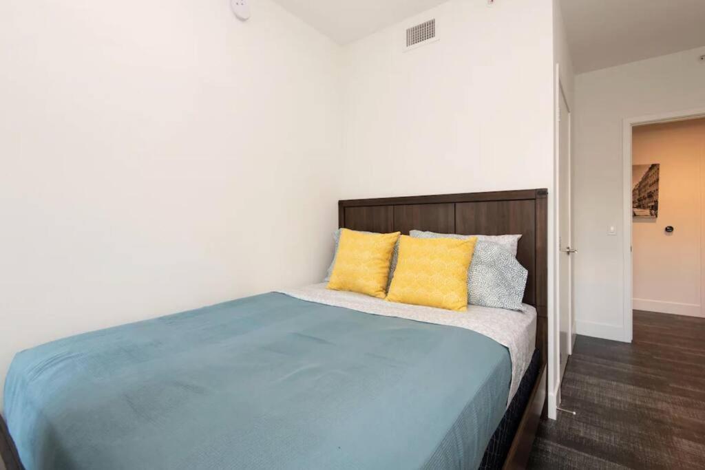 High Rise 3 Bedroom Sleeps 9 Walk To Cripto Arena In 20 Minutes * Los Ángeles