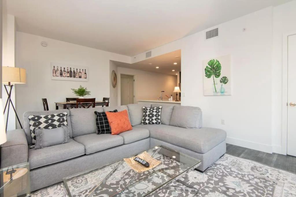 High Rise 3 Bedroom Sleeps 9 Walk To Cripto Arena In 20 Minutes Apartamento Los Ángeles