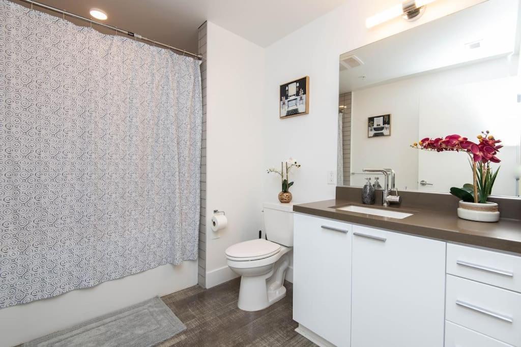 High Rise 3 Bedroom Sleeps 9 Walk To Cripto Arena In 20 Minutes Apartamento Los Ángeles