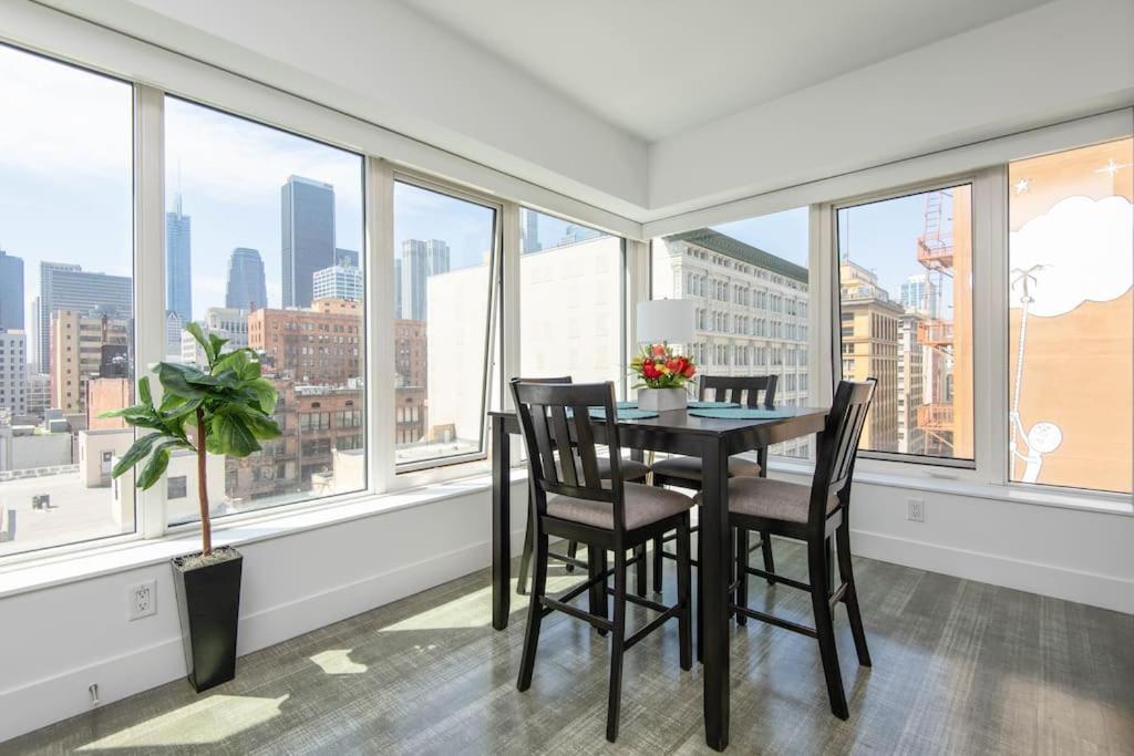 High Rise 3 Bedroom Sleeps 9 Walk To Cripto Arena In 20 Minutes Apartamento *